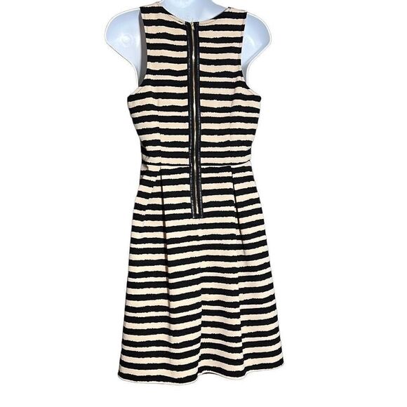 THML Women's Sleeveless Striped Fit & Flare Cream White Dress Size M - Picture 5 of 8